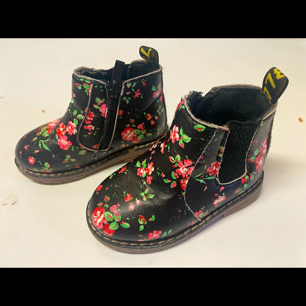 Floral Zip Up Toddler Boots - Size 5